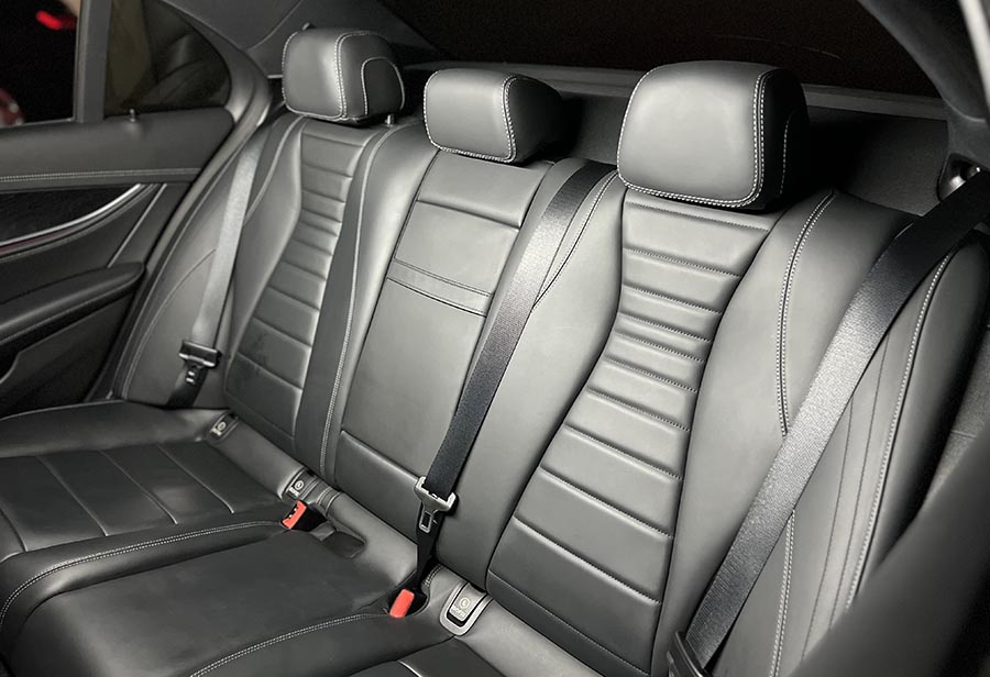 Mercedes-Benz E220d 4Matic 9G-Tronic