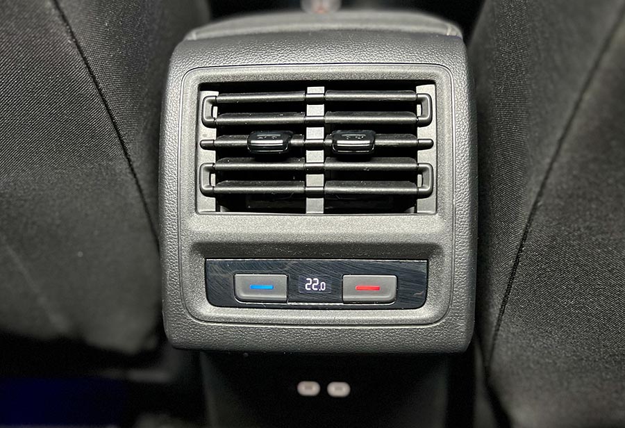 Volkswagen Golf 8 - 2.0 VW GTD