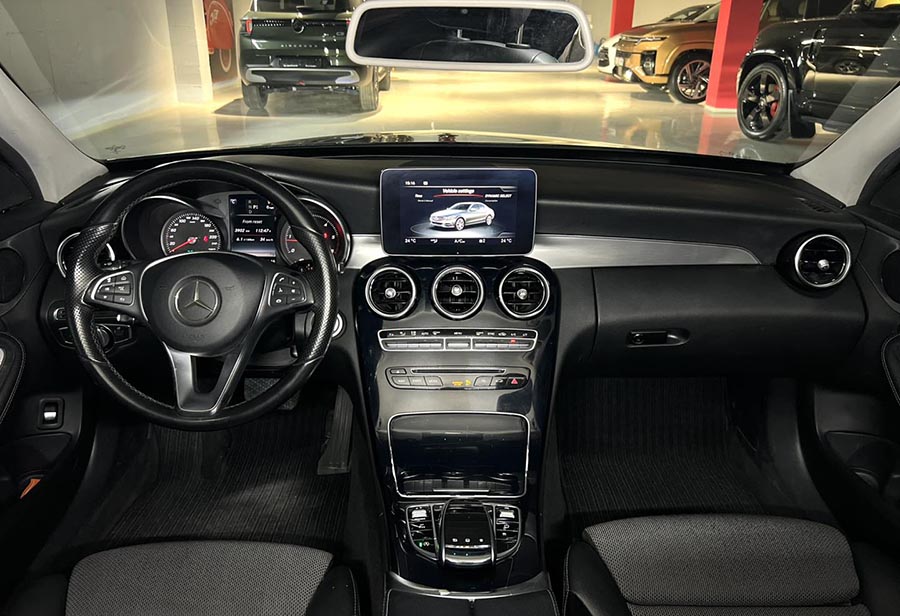 Mercedes-Benz C220 d
