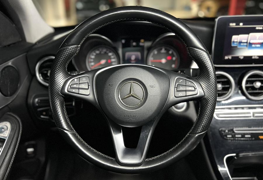 Mercedes-Benz C220 d