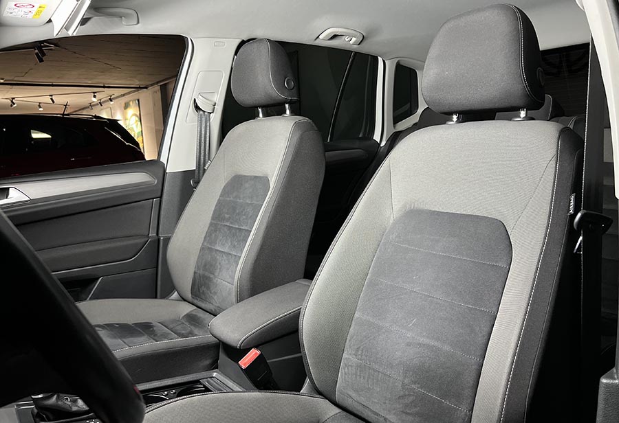 Volkswagen Golf SportVan