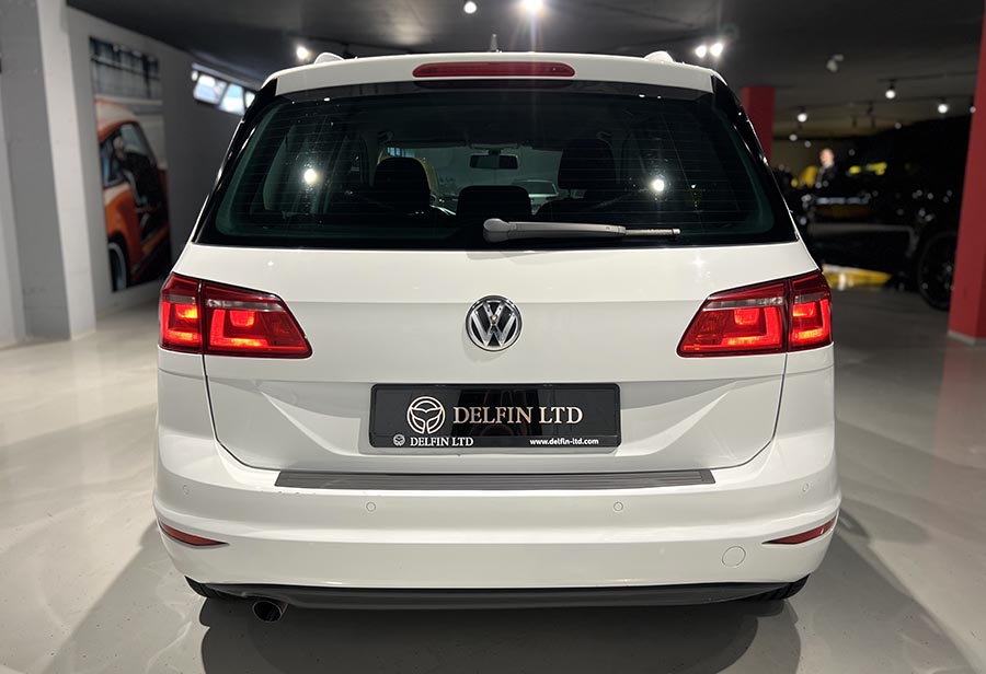 Volkswagen Golf SportVan