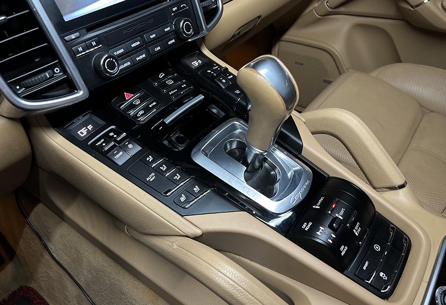 Porsche Cayenne - Diesel Tiptronic-S