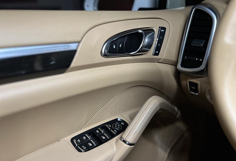 Porsche Cayenne - Diesel Tiptronic-S