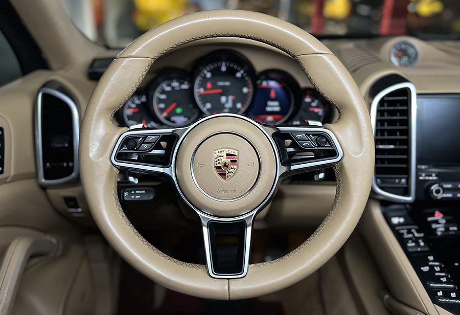 Porsche Cayenne - Diesel Tiptronic-S