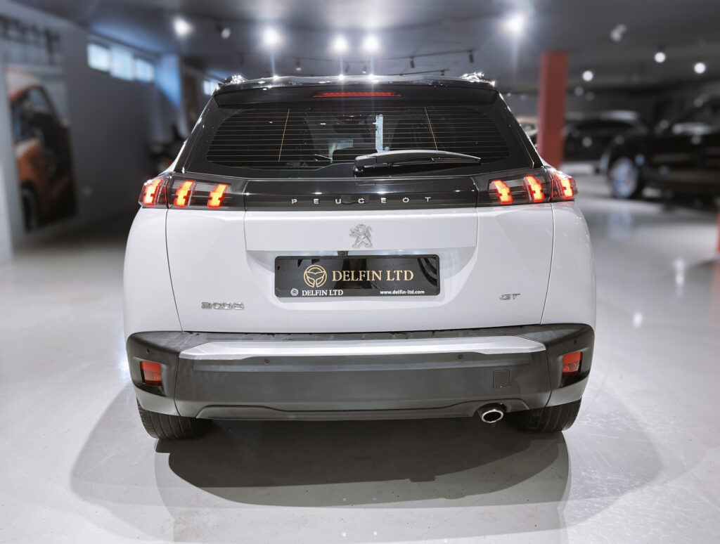 Peugeot 2008 BlueHDI 130 EAT8 GT